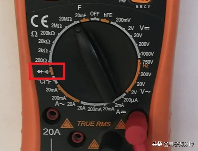 常用万用表怎么测量,万用表使用方法动画讲解