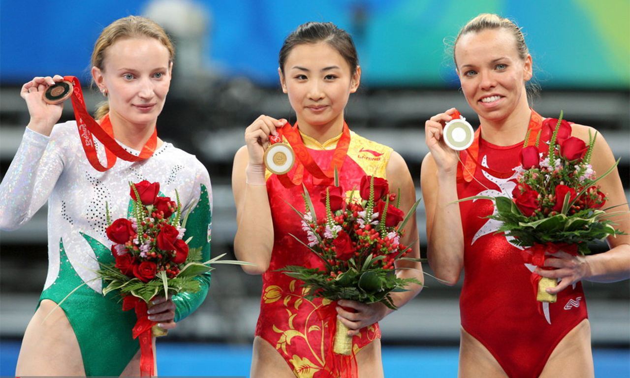 郭晶晶何雯娜现在怎样,郭晶晶和何雯娜分析结果