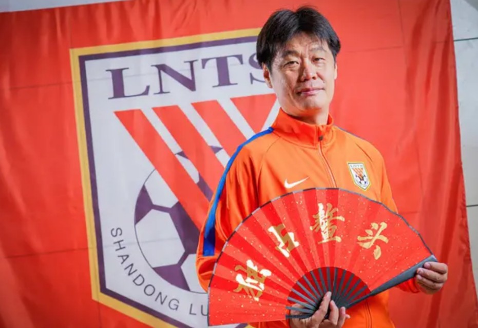 山东泰山队球员写真,2017山东鲁能官方写真