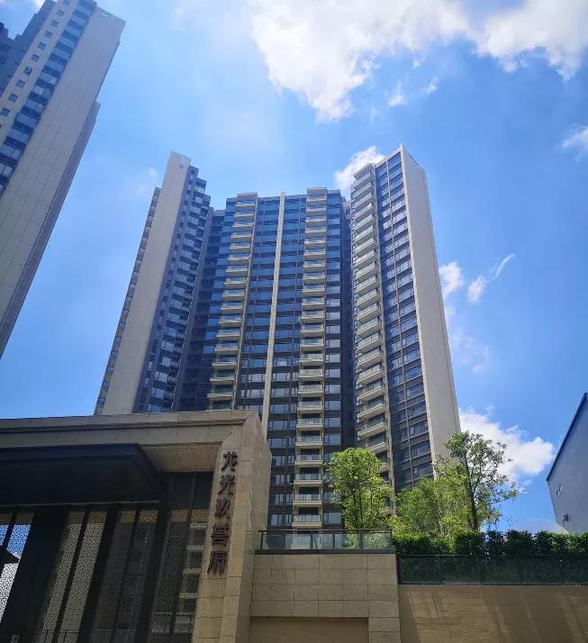 华为与龙华,霸气华为