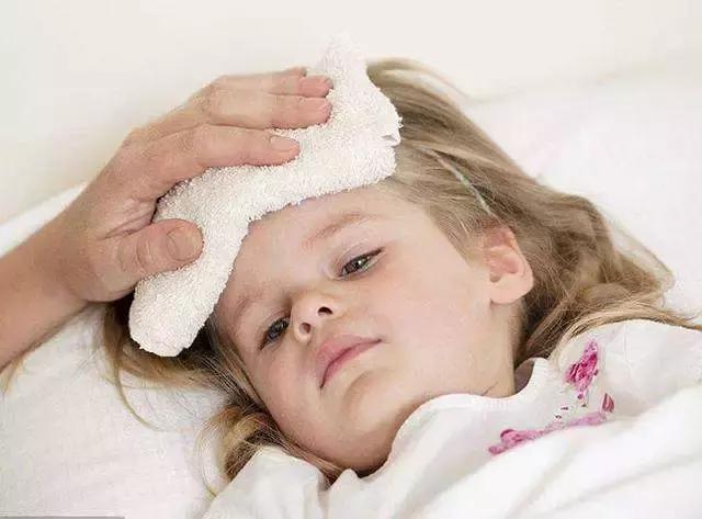 宝宝发烧不要慌，儿科医生教你如何从容应对