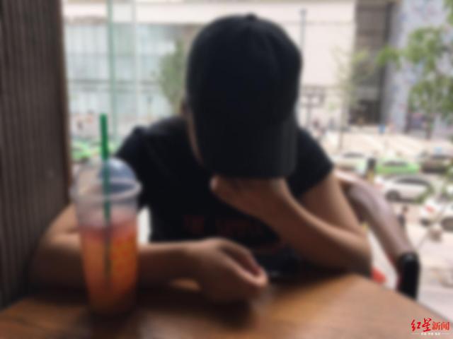 90后女护士欠巨债被赶出家门,90后女护士欠几十万网贷被赶出门