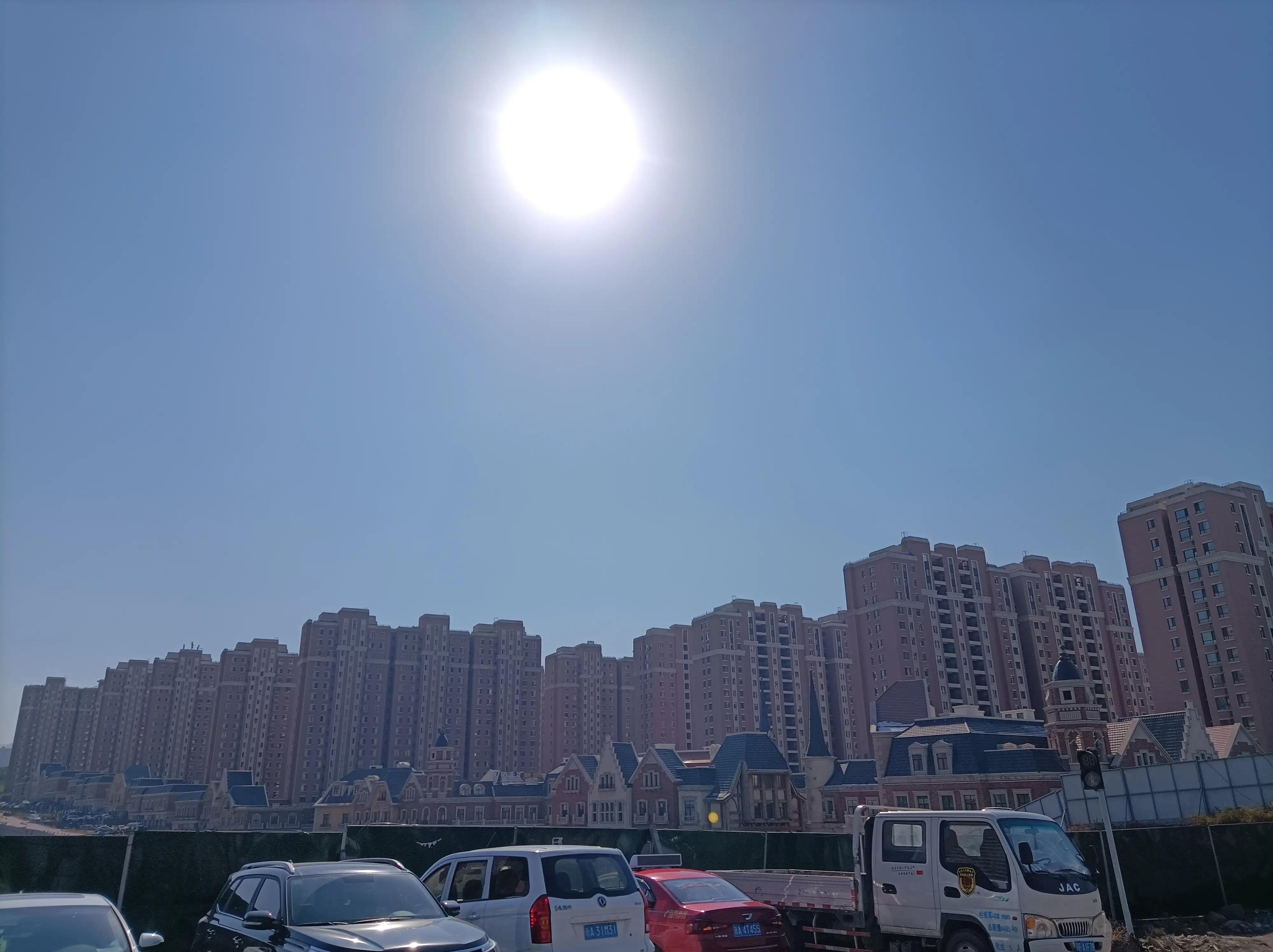 乌鲁木齐世界冠郡属于高档小区吗,乌鲁木齐世界冠郡怎样