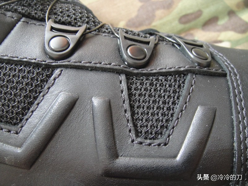 军靴有多舒服,军靴多厚硬不硬