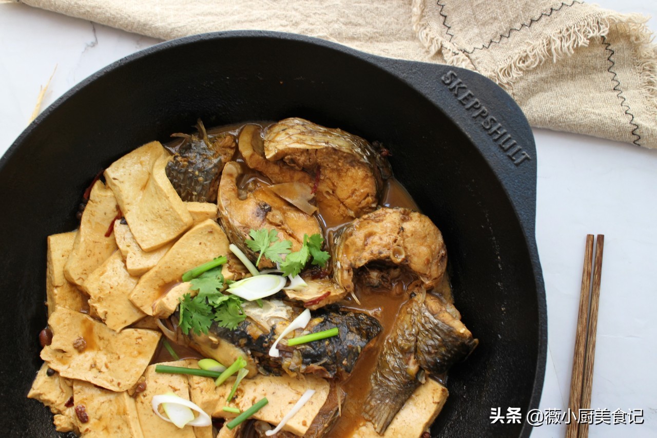 炖鱼老一辈做法,老东北美食炖鱼经典配方