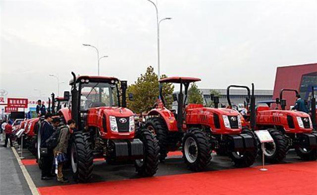 靠农机致富靠谱吗,靠拖拉机起家