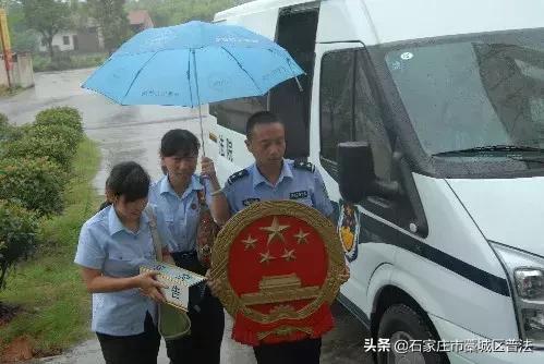 什么是国徽照片,什么是国徽证件