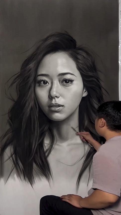 刘斌素描技法用的绘画材料,刘斌素描用的什么笔