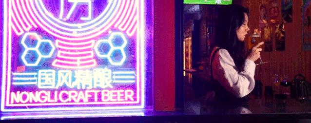 深圳水龙头酒吧，被空姐占领了