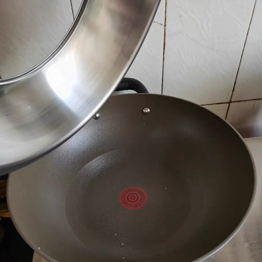 这几口网红锅千万别碰,网红锅最近火爆的