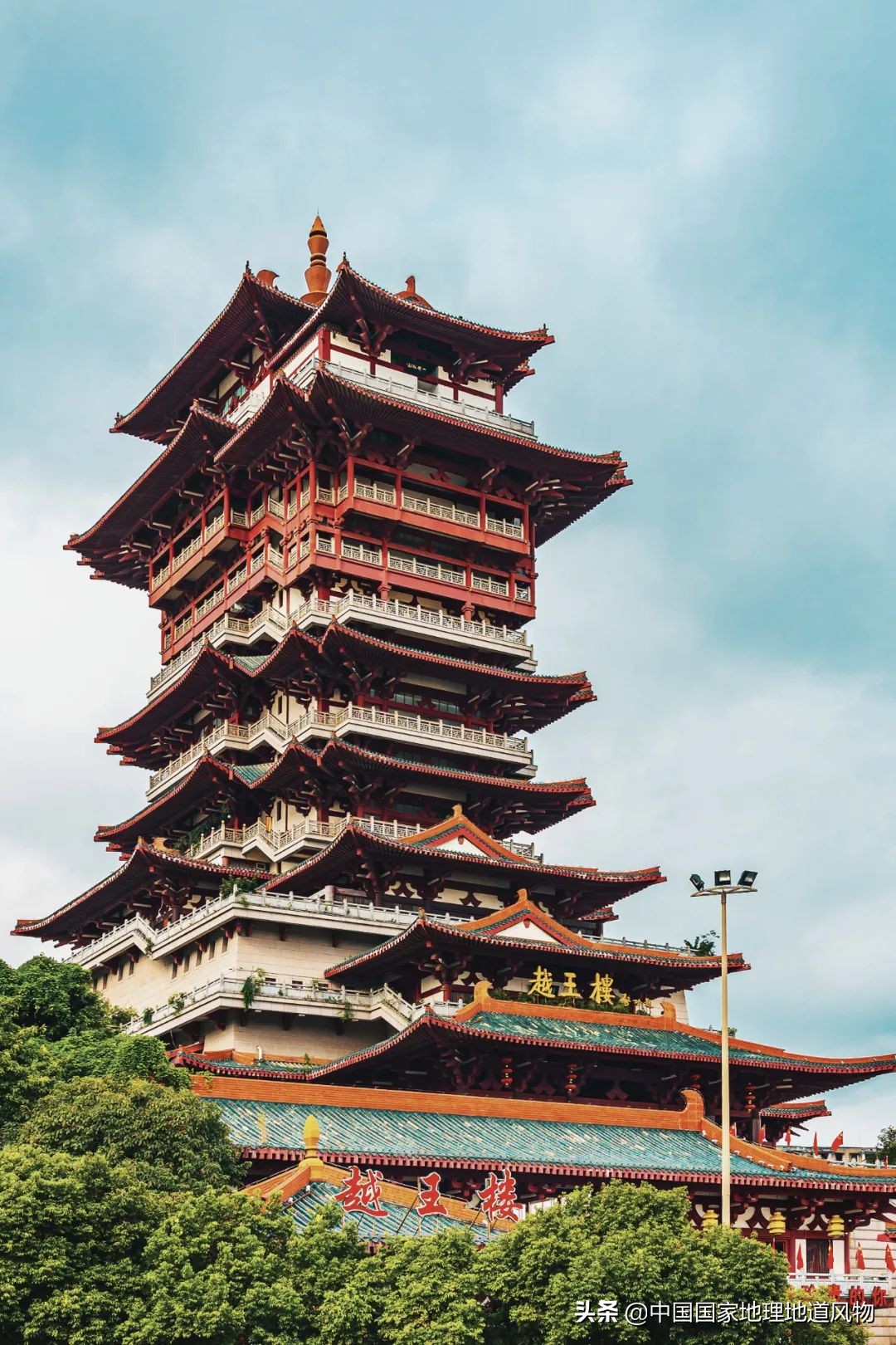 李子柒绵阳的吗,李子柒深山隐居