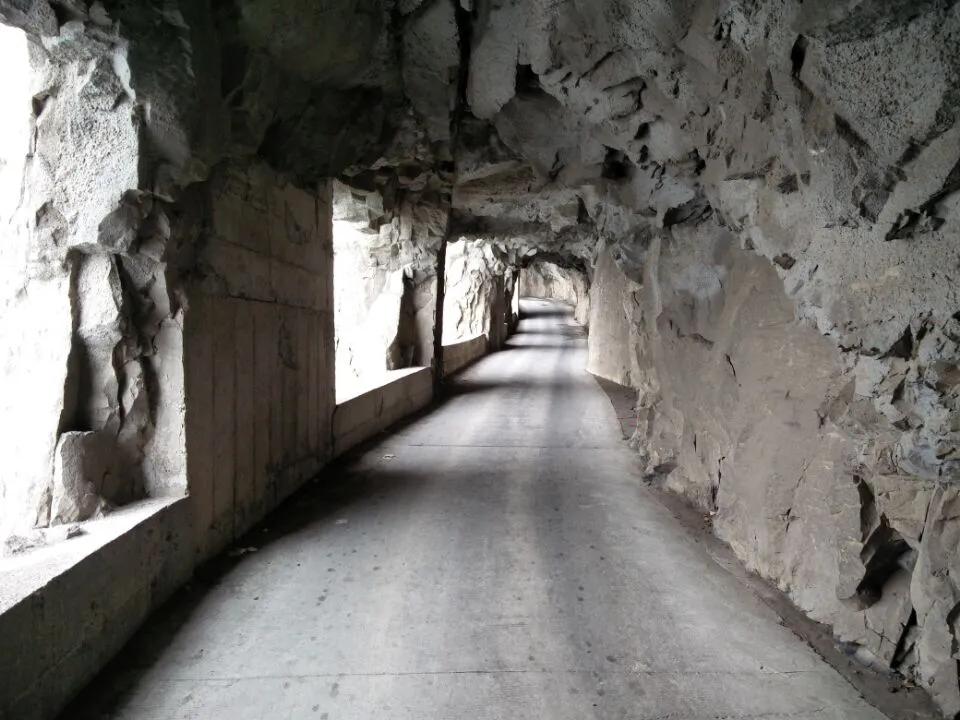 骑行乐趣完整视频,摩托骑行西藏最美公路风景