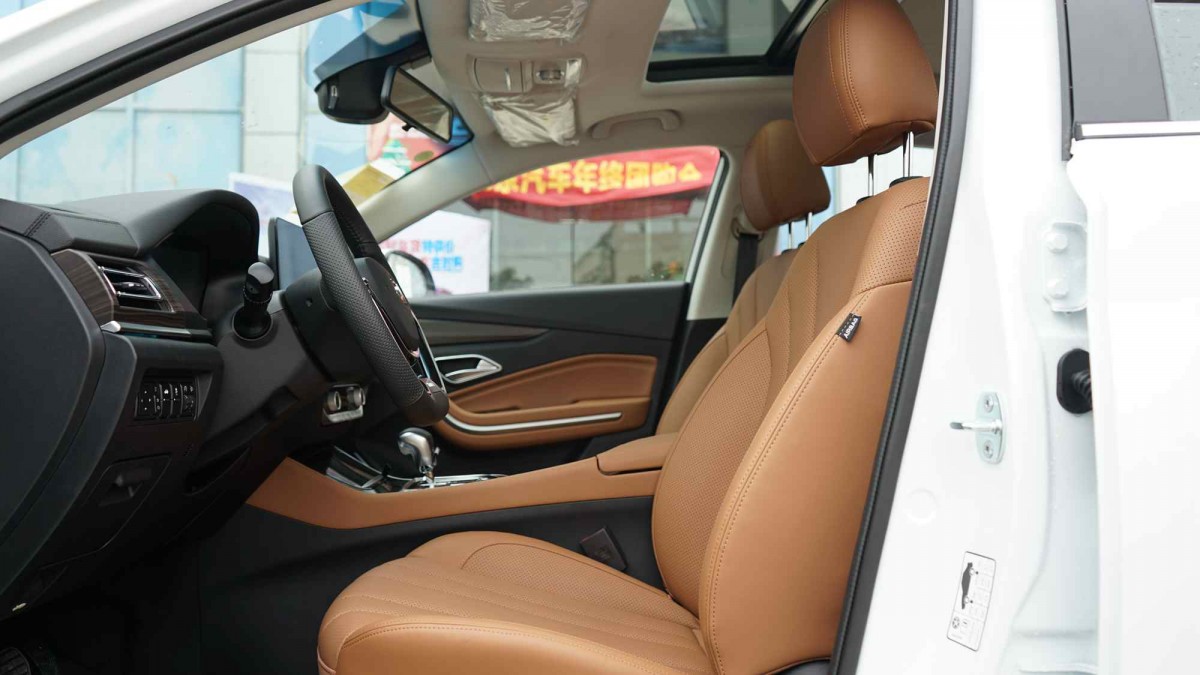 最新款北汽绅宝智道试驾,北汽绅宝智道解读