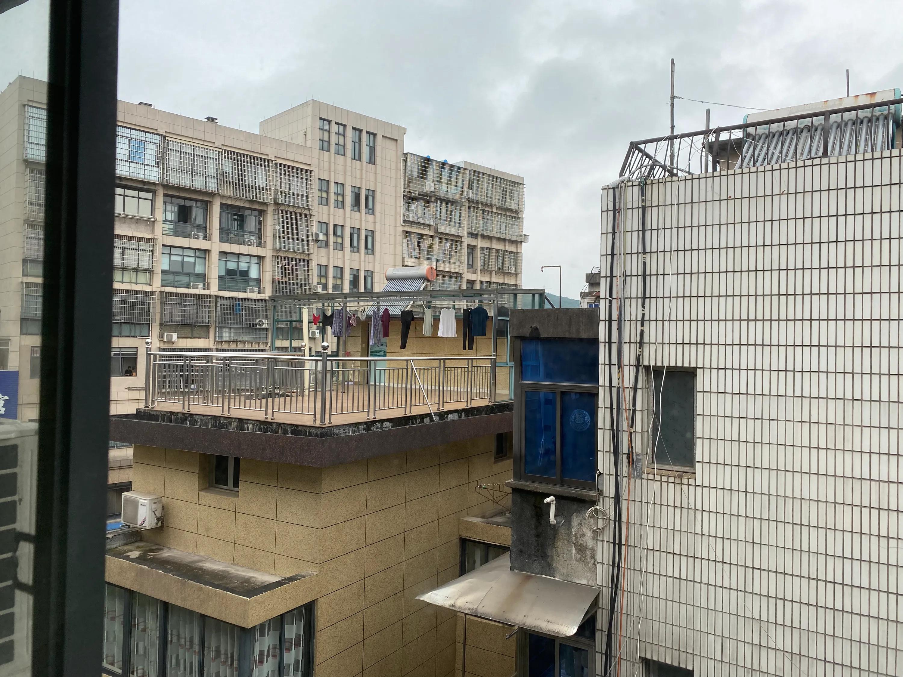 江山天域轻居酒店优惠团购,江山市世外桃源酒店