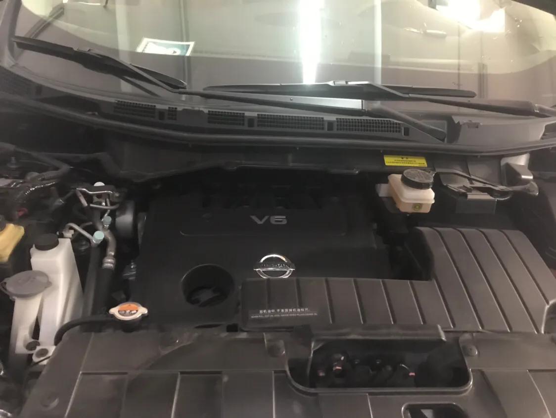 丰田埃尔法日产贵士,埃尔法3.5和贵士3.5的区别