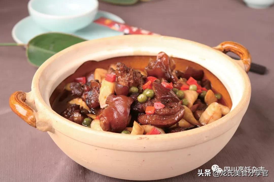 火锅鱿鱼炒鸡正宗做法,沂蒙山炒鸡火锅正宗做法