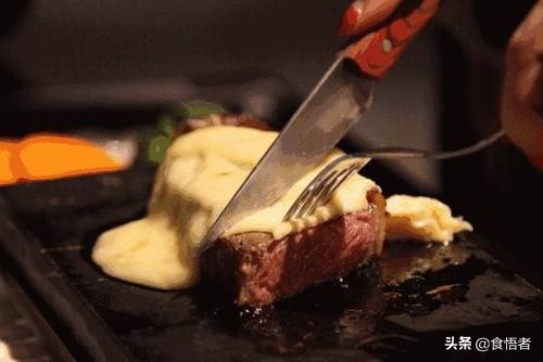 西餐上菜顺序列举三条西餐礼仪,西餐礼仪吃汉堡