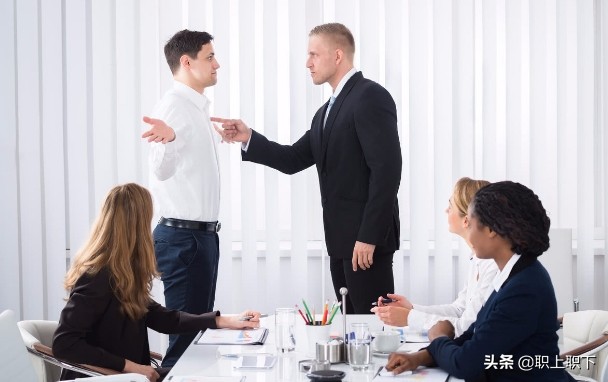 对付职场新人的三个技巧,职场新人怎样避免职场霸凌