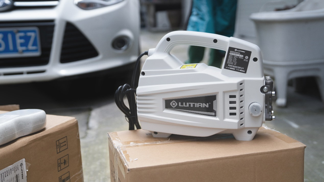 绿田无线洗车机实测哪一款最好用,绿田泰坦高压洗车机开箱评测