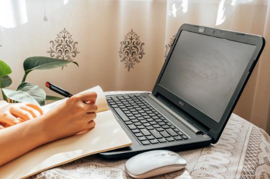 你必须改变意识焦点，高效率工作，提高赚钱能力才有戏