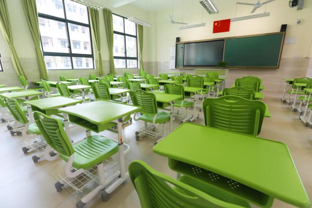 新学期打开校园新篇章,新学期全新开启