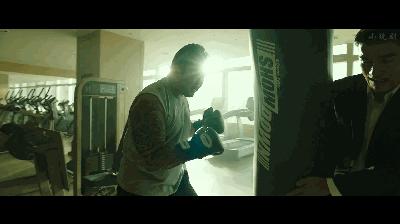 一部警察破案的电视剧老片子,警察靠指甲破案的悬疑片