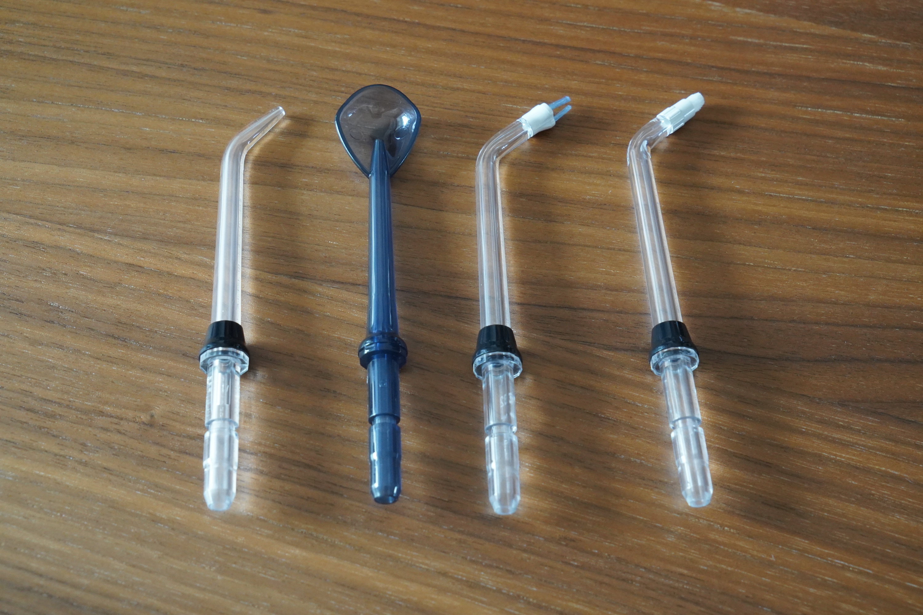 有了电动牙刷还要买便携冲牙器？洁碧、飞利浦，Oclean对比