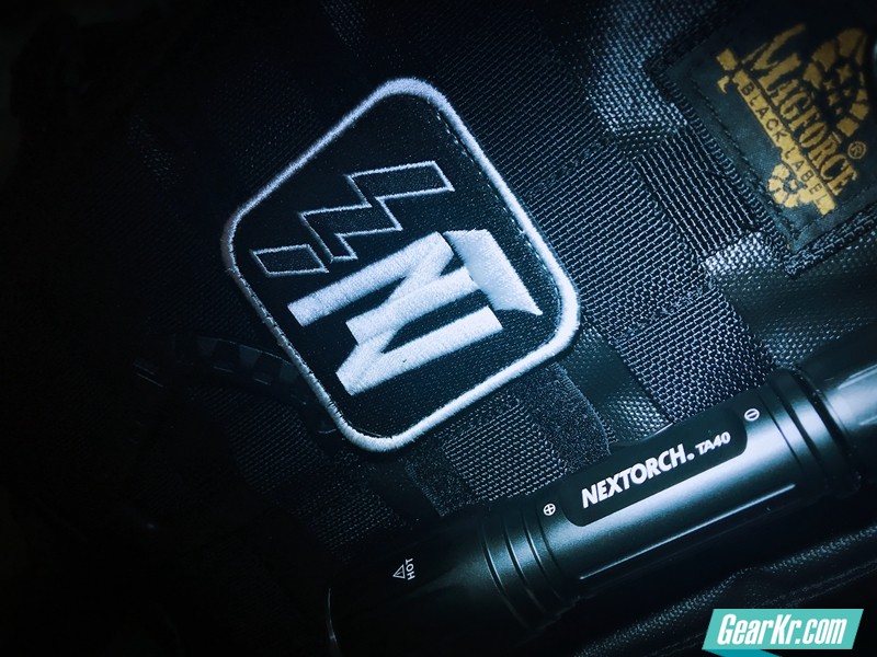 纳丽德ta15v2.0战术手电,纳丽德经典TA系列战术手电