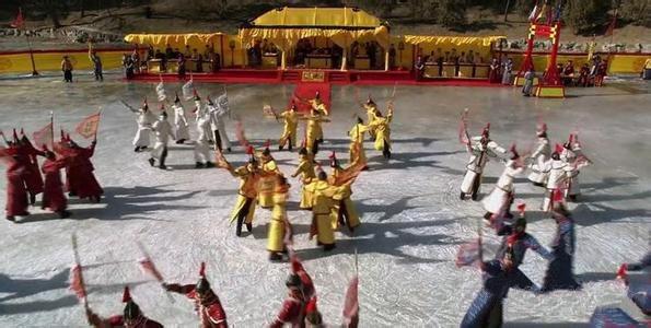 大寒节气习俗冰嬉,数九寒冬冰上跑