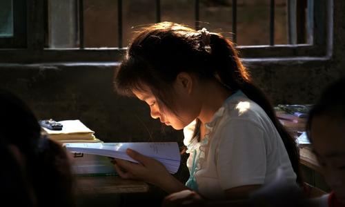 上初三后成绩一落千丈了怎么办,初中毕业了成绩很差怎么补