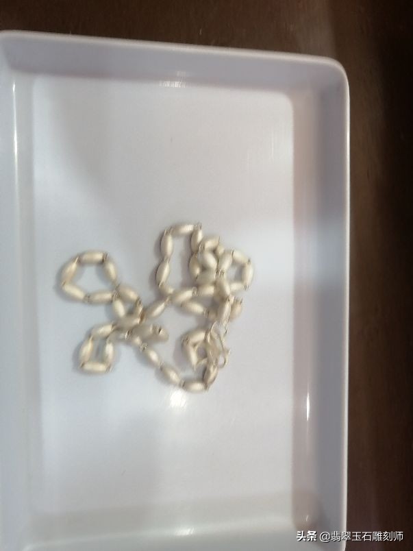 大学生暑假打工给爸妈买礼物,大学生打工赚钱给父母买礼物