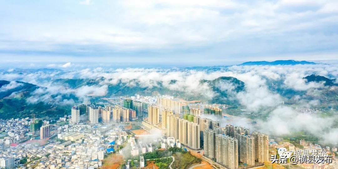 从县到市到省,从县到区的过程