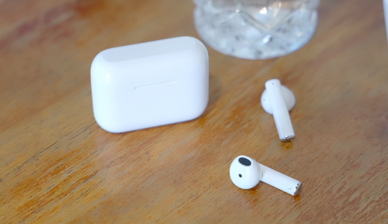 荣耀亲选EarbudsX2体验：有线换无线，全能体验释放灵感