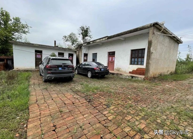 7天3000公里,宝马x57000公里发现烧机油