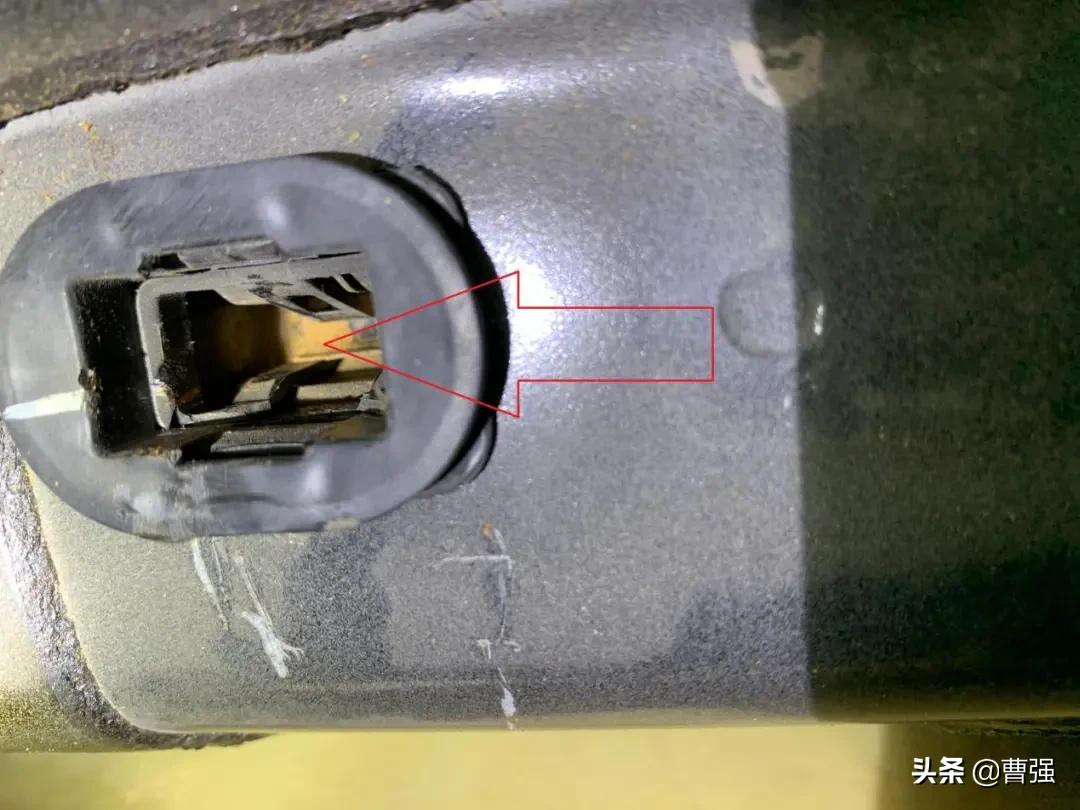 新款君越涉水,新款君越进水