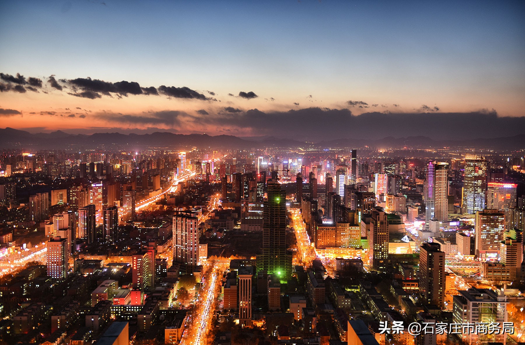 石家庄开启“石门仲夏夜活力石家庄”夜经济主题消费季，八大板块燃透国际庄