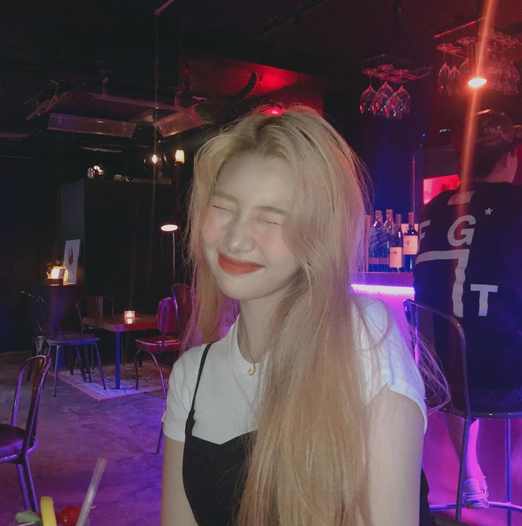 浅色系长发型,浅色系发色不漂长发怎么办