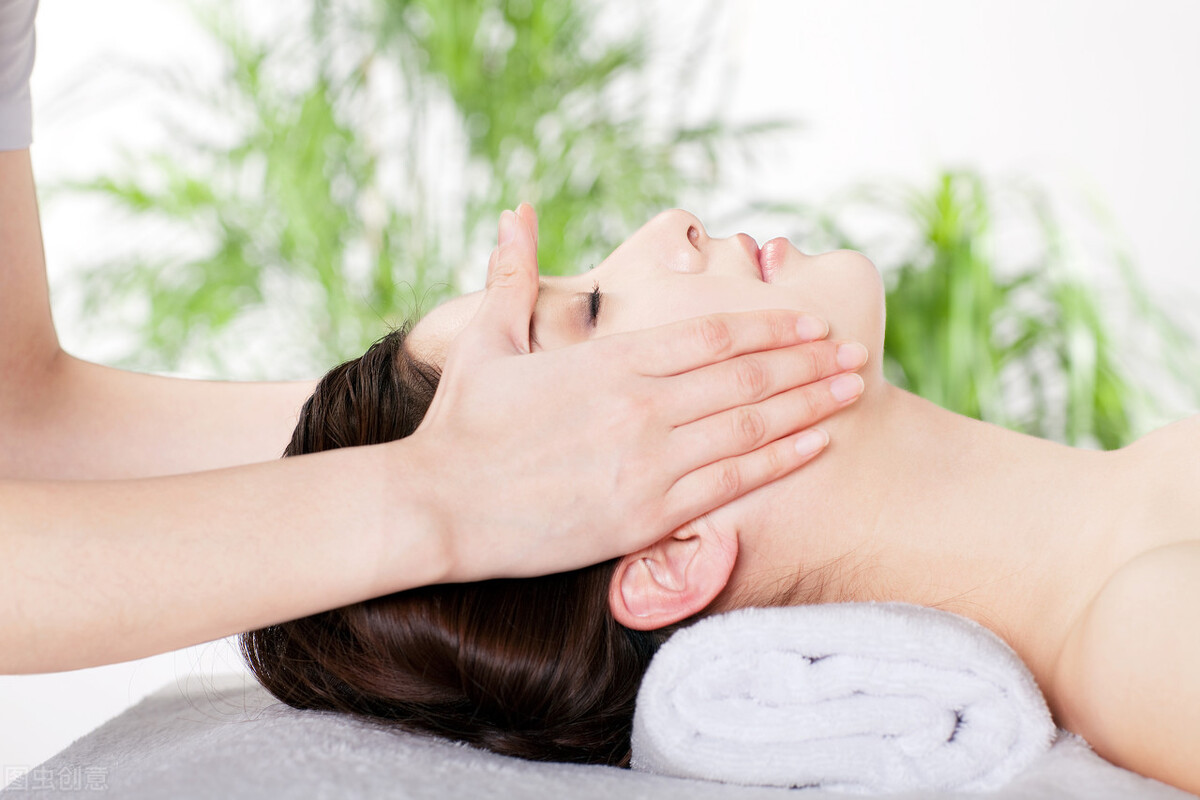 爱美是女人的天性化妆品,美容行业取名字大全