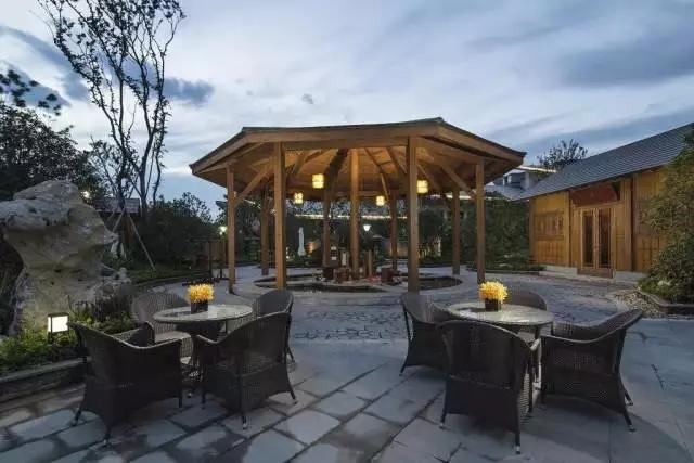 浙东第一尖雪山附近温泉,浙东大峡谷温泉