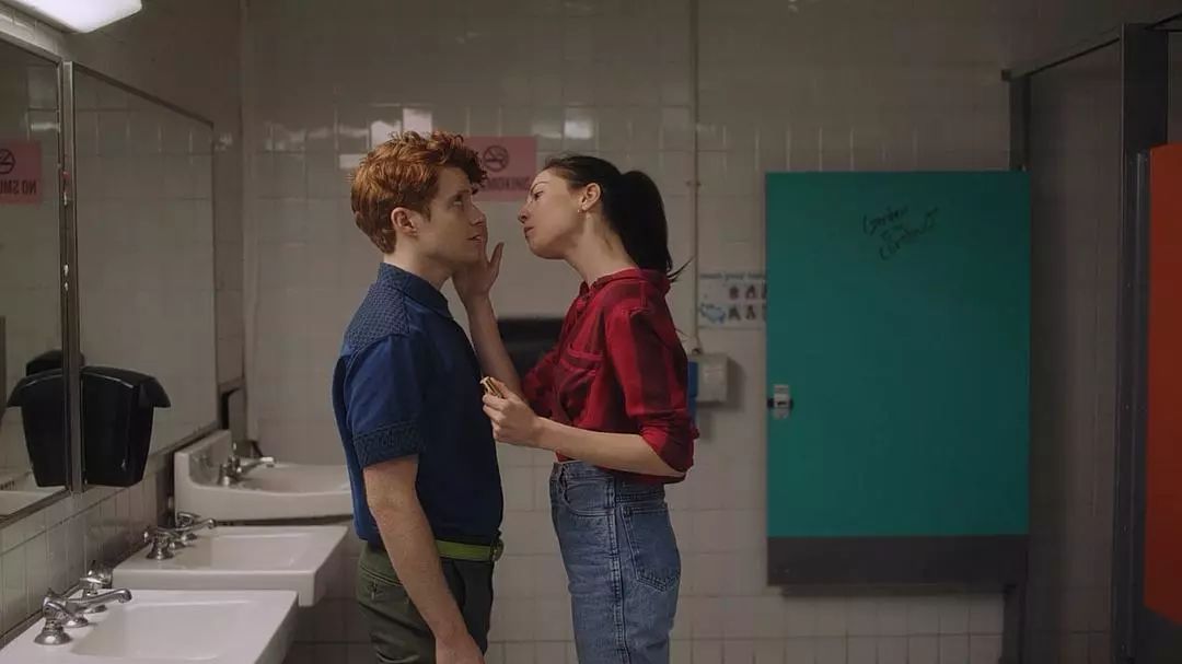 重口又清新的性喜剧,SM不止是*绑捆**play