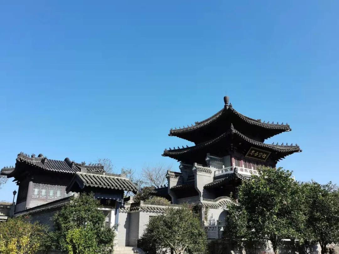 行走｜物华天宝宝华山