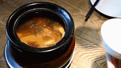 瓦罐里面特色美食,藏在陶罐里的百年风味