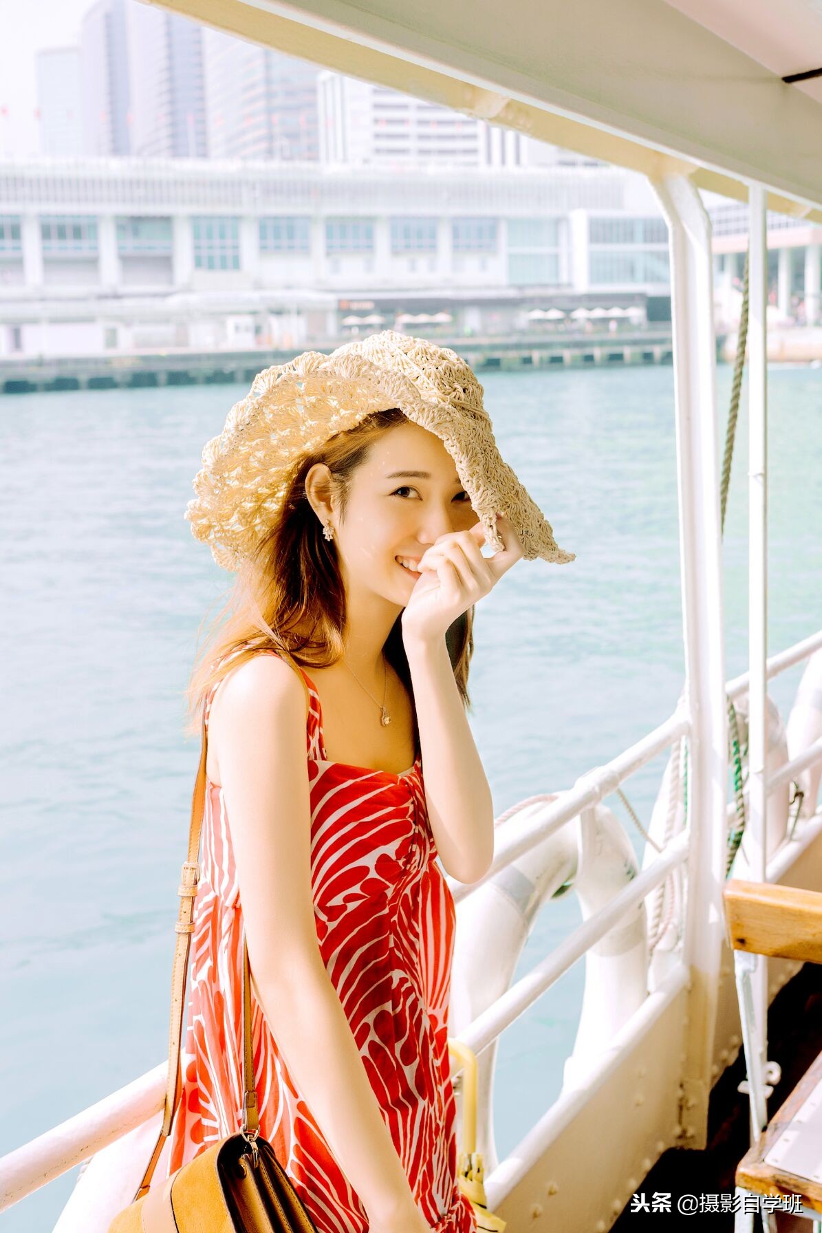 用中心法构图和三分法构图的视频,三分法构图摄影作品有哪些种类