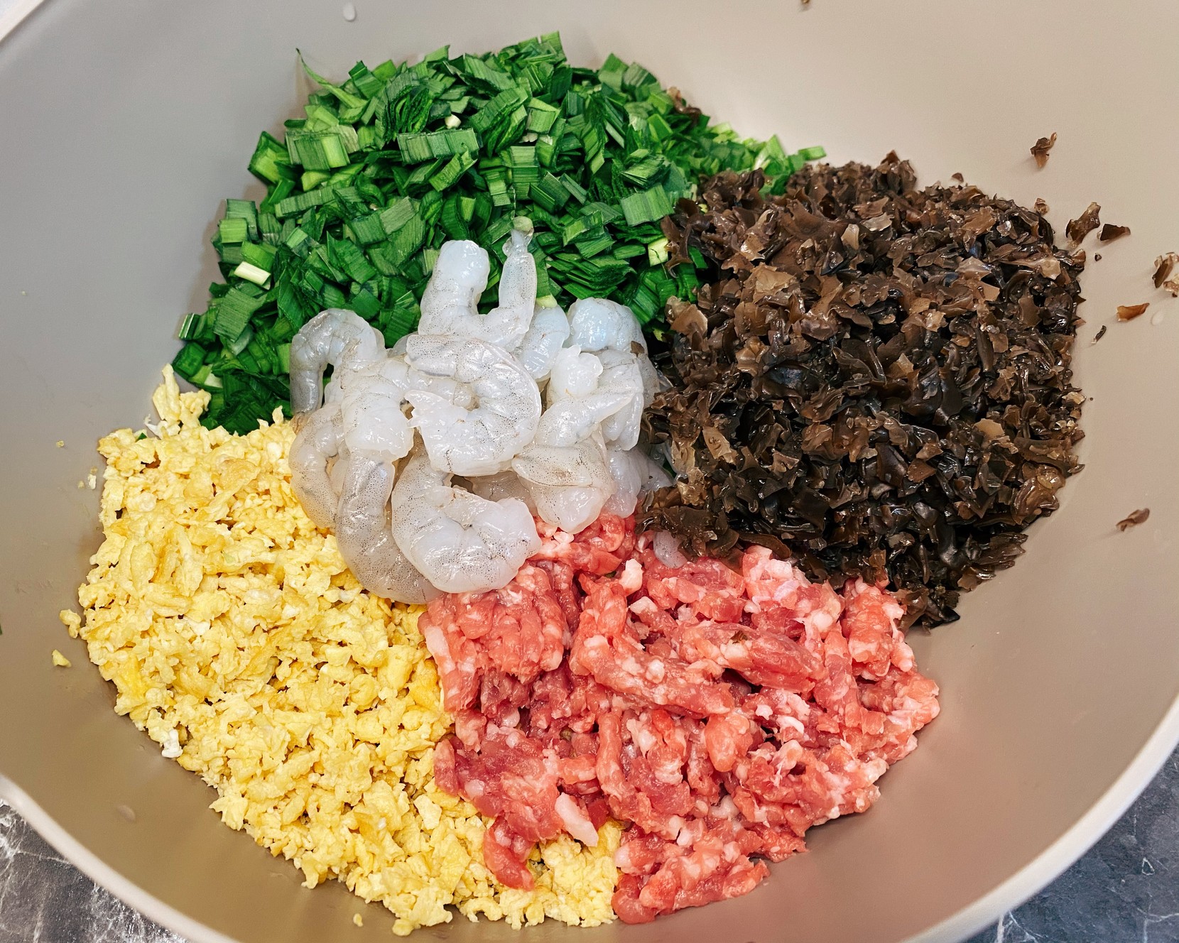 虾仁饺子馅如何调最好吃,虾仁饺子馅怎么做好吃又嫩