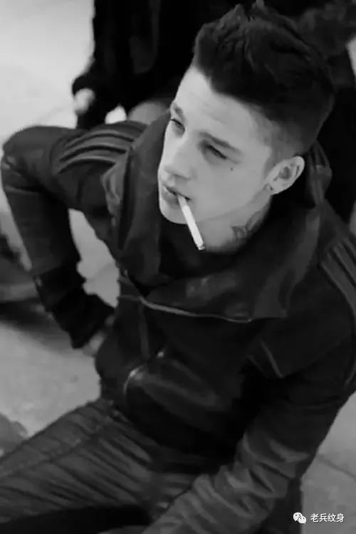 世界第一纹身模特,法国著名纹身模特