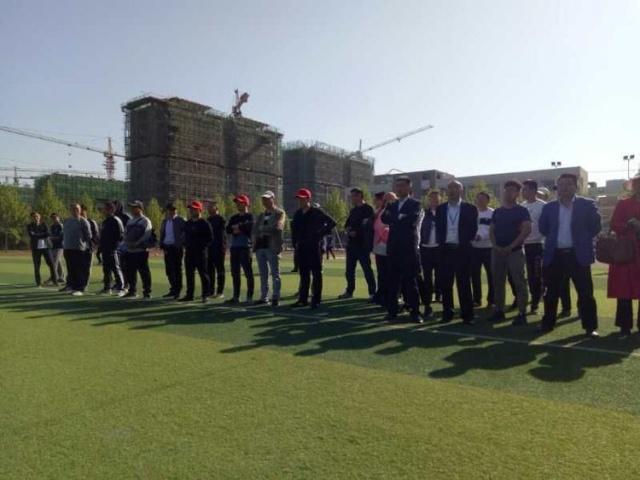 临颍小学足球比赛,临颍县颍川学校足球操