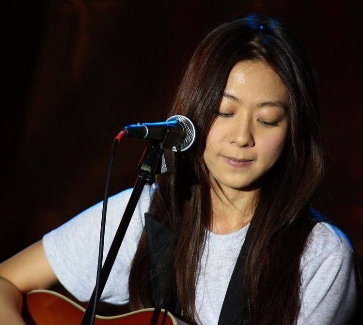 爱情傻瓜黄征完整版,爱情傻瓜原唱评价