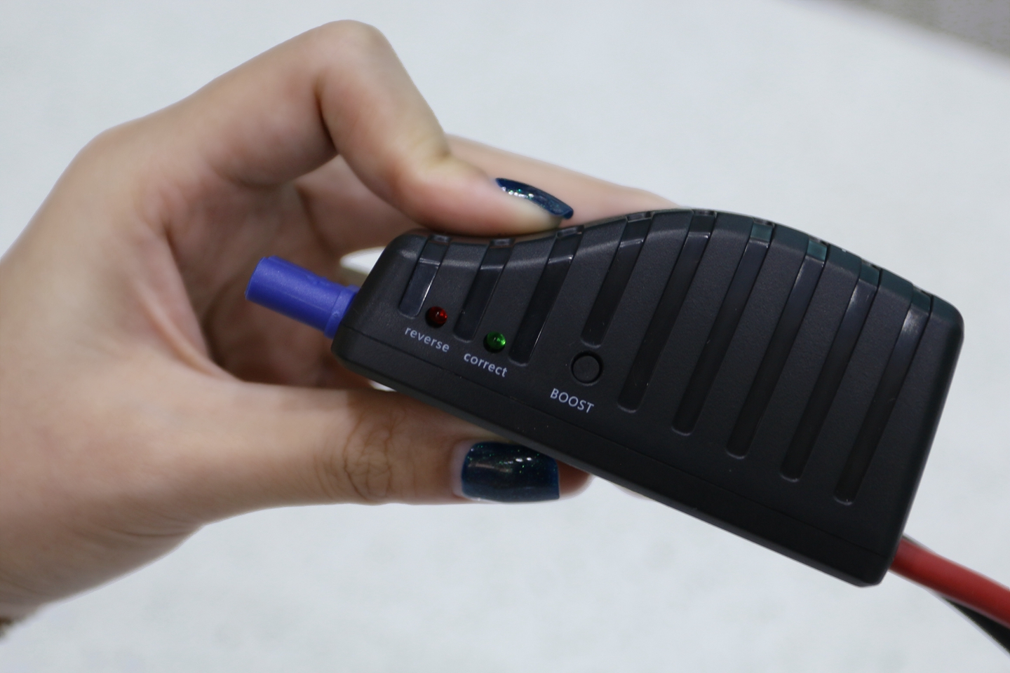 70迈汽车应急启动电源怎样用,新款70迈汽车应急启动电源