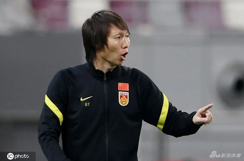 李铁的责任,李铁赛后受访你知道我们有多难吗