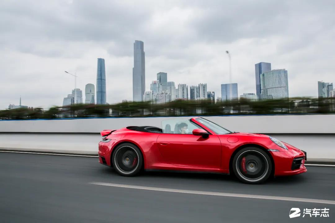 保时捷911carreracabriolet试驾,保时捷911carrera4s敞篷